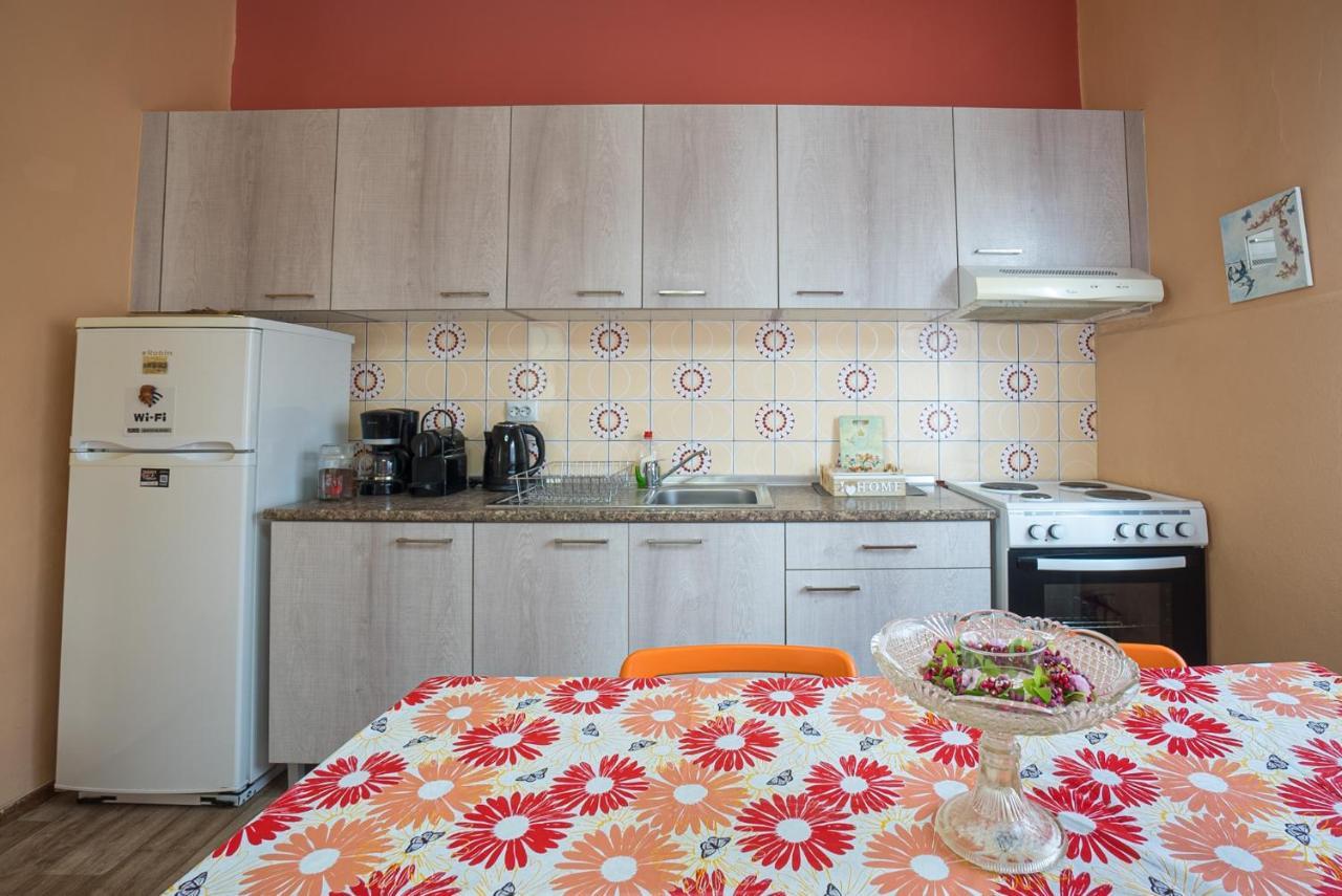 Aurora Apartment Kavála ภายนอก รูปภาพ